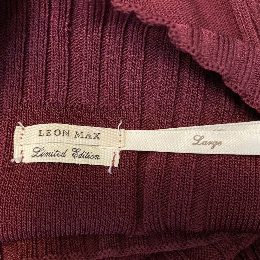 LEON MAX LIMITED EDITION KNIT DRESS RED LONG SLEEVE SIZE LARGE - Picture 15 of 16